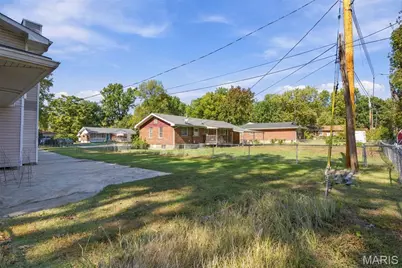 20 Forest Home Court, Bellefontaine Neighbors, MO 63137 - Photo 57