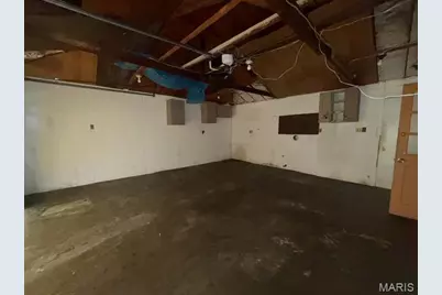 333 S Elizabeth Avenue, Ferguson, MO 63135 - Photo 11