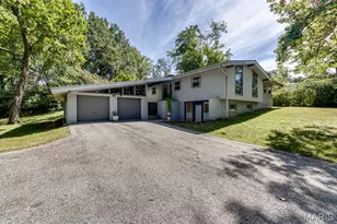 250 Graeser Rd, Creve Coeur, MO 63141 - Photo 1