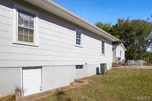 702 Hwy AT, Villa Ridge, MO 63089 - Photo 39