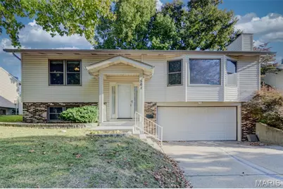 561 Queen Ann Drive, Hazelwood, MO 63042 - Photo 1