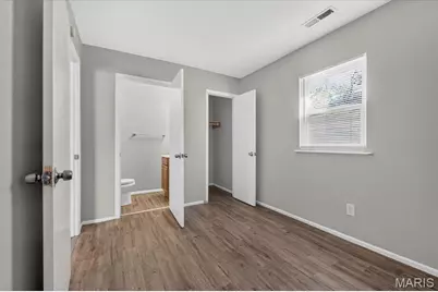 1234 Rhea Avenue, Saint Louis, MO 63138 - Photo 23