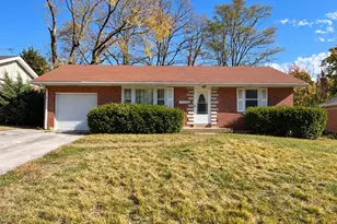 4708 N Hills Ln, Cool Valley, MO 63121 - Photo 1