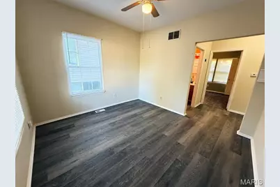 3355 Edmundson Road, Breckenridge Hills, MO 63114 - Photo 3