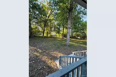 3355 Edmundson Road, Breckenridge Hills, MO 63114 - Photo 17