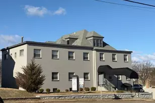 205 N 5th St, Saint Charles, MO 63301 - Photo 1