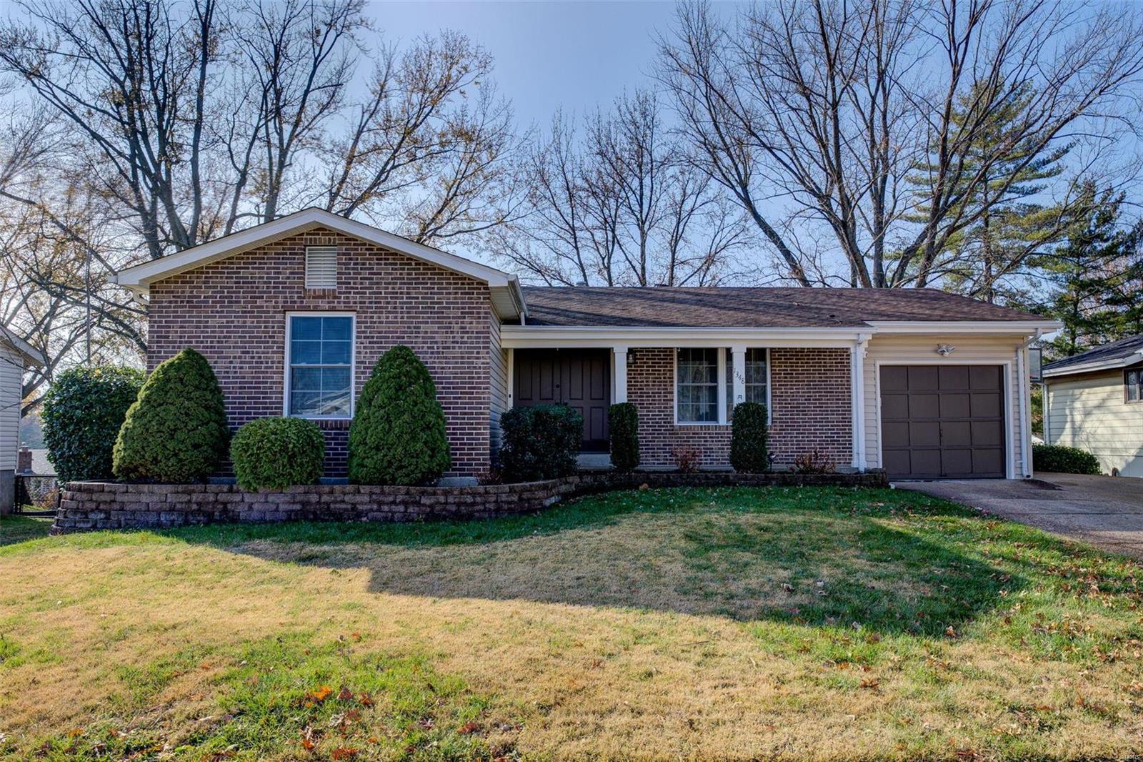 1348 Green Elm Dr, Fenton, MO 63026 - MLS 22074691 - Coldwell Banker