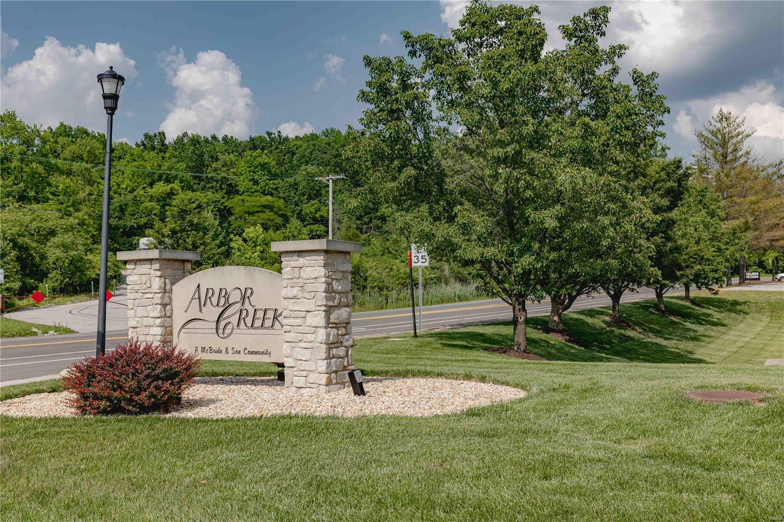 1117 Arbor Creek Dr #1B, Saint Louis, MO 63122 - MLS 23029533 ...