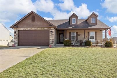 200 Fox Ridge Ln, Moscow Mills, MO 63362 - MLS 24007651 - Coldwell Banker