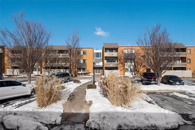 950 E Rue De La Banque #112, Creve Coeur, MO 63141 - Photo 1