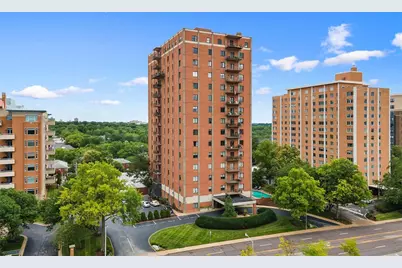 816 S Hanley Road #10B, Clayton, MO 63105 - Photo 1