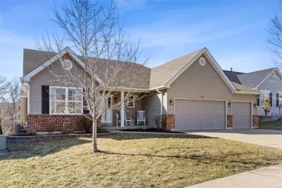 121 Seasons Parkway, Lake Saint Louis, MO 63367 - Photo 1