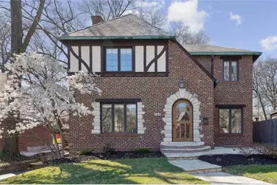 437 Mission Court, University City, MO 63130 - Photo 1