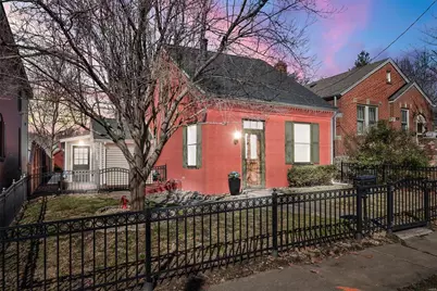 907 S 4th St, Saint Charles, MO 63301 - Photo 1