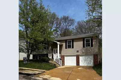 521 Treetop Village Drive, Ballwin, MO 63021 - Photo 1