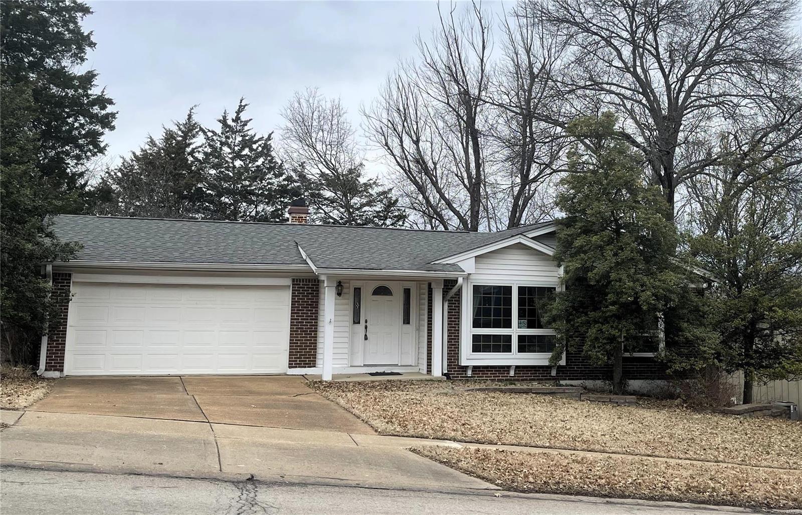1031 Dutch Mill Dr, Ballwin, MO 63011 - MLS 25012612 - Coldwell Banker