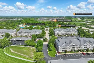 2 Monarch Trace Ct, Chesterfield, MO 63017 - Photo 1