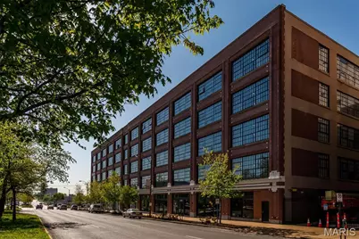 4100 Forest Park Avenue #220, Saint Louis, MO 63108 - Photo 1