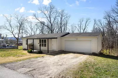 218 2nd Street, Defiance, MO 63341 - Photo 1