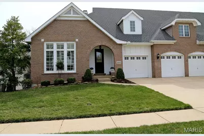 1999 Chesterfield Ridge Circle, Chesterfield, MO 63017 - Photo 1