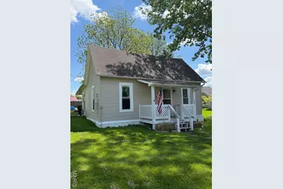 458 Chestnut Street, Hawk Point, MO 63349 - Photo 1