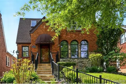 1159 Moorlands Drive, Saint Louis, MO 63117 - Photo 1