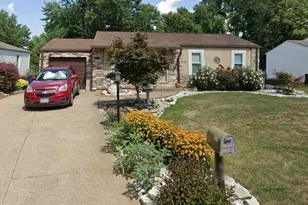 2414 Breezy Point Ln, O'Fallon, MO 63368 - Photo 1