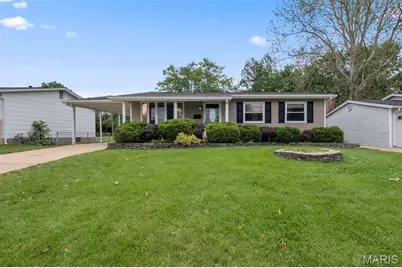 12052 Bennington Place, Maryland Heights, MO 63043 - Photo 1