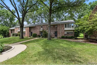 12321 Rossridge Court, Saint Louis, MO 63146 - Photo 1