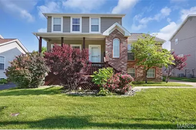 385 E Clinton Place, Saint Louis, MO 63122 - Photo 1