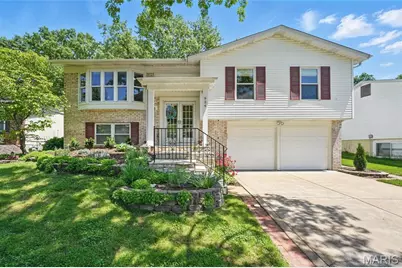 924 Bellestri Drive, Saint Louis, MO 63021 - Photo 1