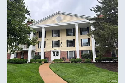 1525 Hampton Hall Drive #3, Chesterfield, MO 63017 - Photo 1