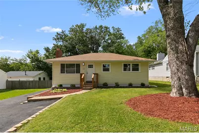 37 Grether Avenue, Saint Louis, MO 63135 - Photo 1