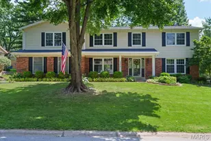 12378 Woodline Dr, Creve Coeur, MO 63141 - Photo 1