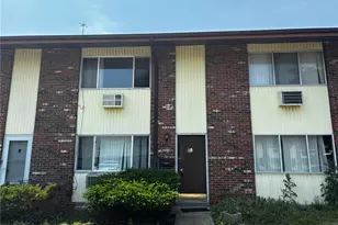 7214 Hazelcrest Dr, Hazelwood, MO 63042 - Photo 1