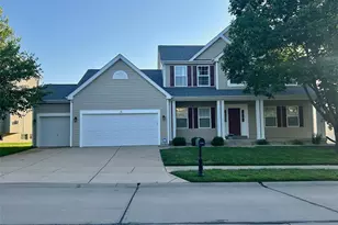 18 Fountainview Dr, Saint Charles, MO 63303 - Photo 1