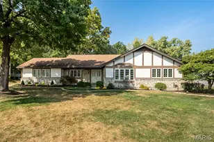 16053 Hunters Way Dr, Chesterfield, MO 63017 - Photo 1