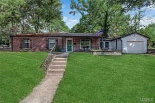 716 Nancy Pl, Ferguson, MO 63135 - Photo 1