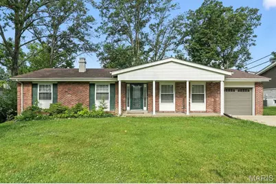 809 Fernview Drive, Creve Coeur, MO 63141 - Photo 1