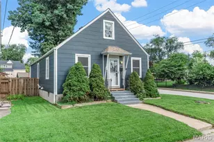 503 S Benton Ave, Saint Charles, MO 63301 - Photo 1