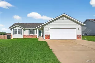 51 N Camelot Dr, Troy, MO 63379 - Photo 1