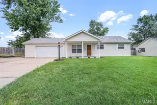 24 Ronnie Dr, O'Fallon, MO 63366 - Photo 1