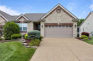 922 Daffodil Ridge Dr, O'Fallon, MO 63366 - Photo 1