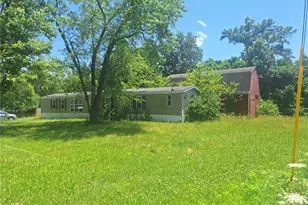 16 Genevieve Ln, Moscow Mills, MO 63362 - Photo 1