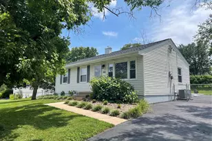 442 Radford Ln, Ballwin, MO 63021 - Photo 1