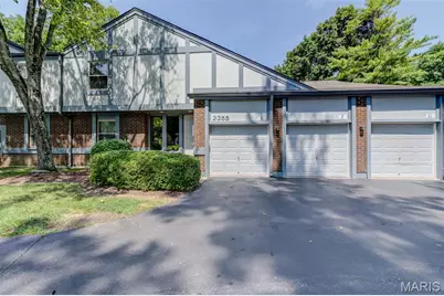 2355 Seven Pines Drive #7, Saint Louis, MO 63146 - Photo 1