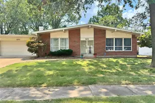 3270 Hermoso Dr, Florissant, MO 63033 - Photo 1
