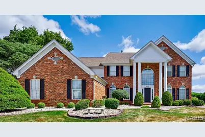 15575 Meadowbrook Circle Lane, Chesterfield, MO 63017 - Photo 1