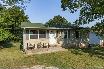 820 N 7th Street, De Soto, MO 63020 - Photo 1