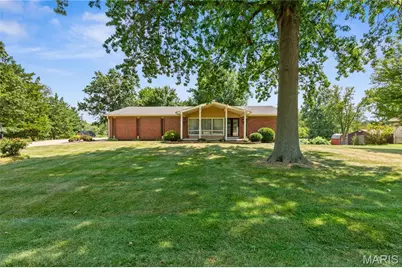 24 Saint Robert Drive, Saint Peters, MO 63376 - Photo 1